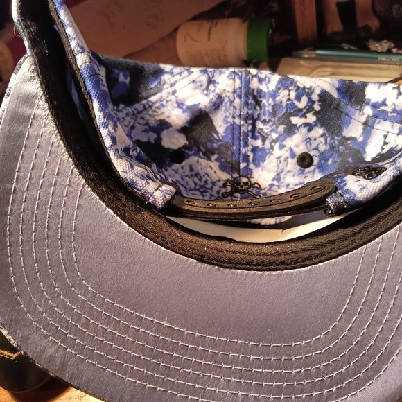 Violet Love Rebecca Michaels Trucker Hat cap Skull Cross Bones - Picture 5 of 6